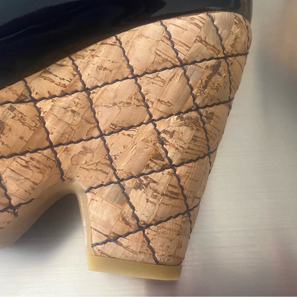 CHANEL Cork Platform Sandals, size 38, Navy Patent Leather, New in original box - Picture 6 of 9